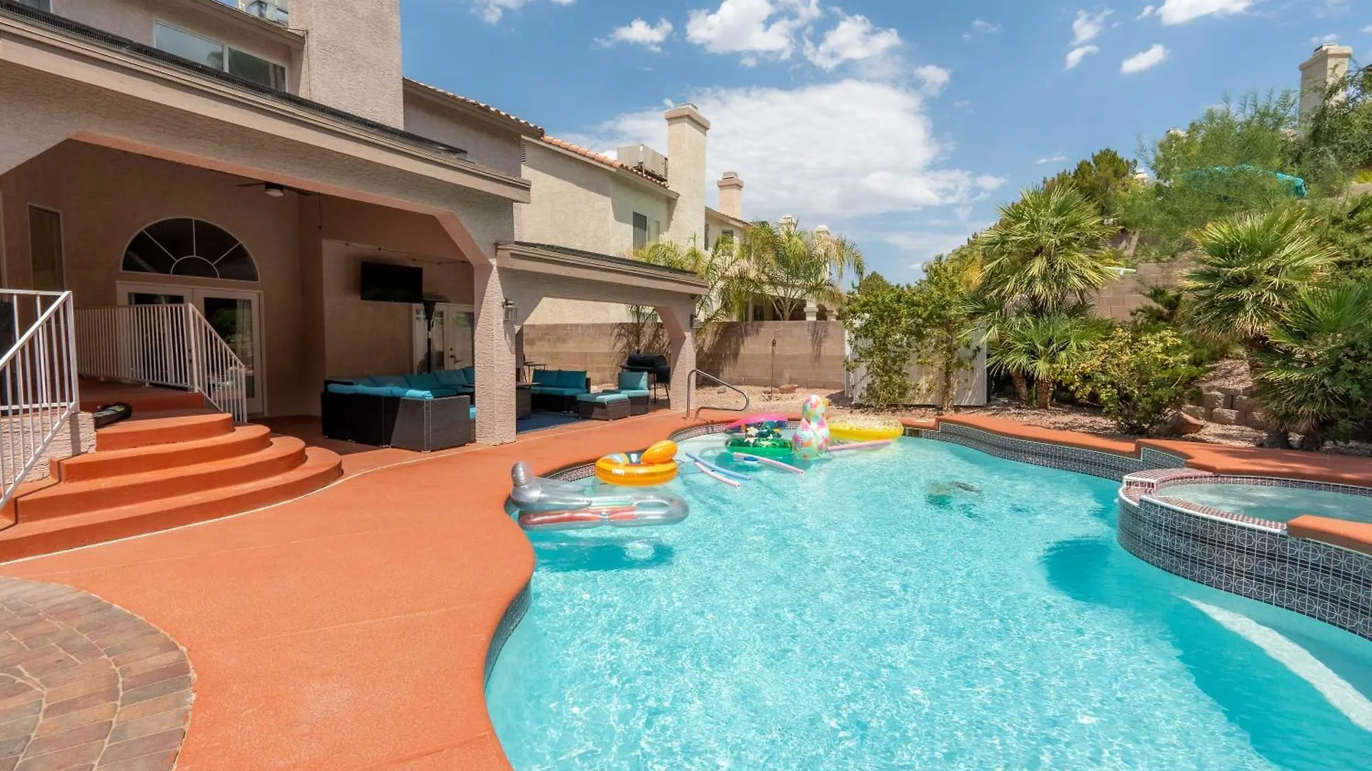 Sin City Sanctuary Estates L 10 Mins From Strip Villa Las Vegas 0*,  United States